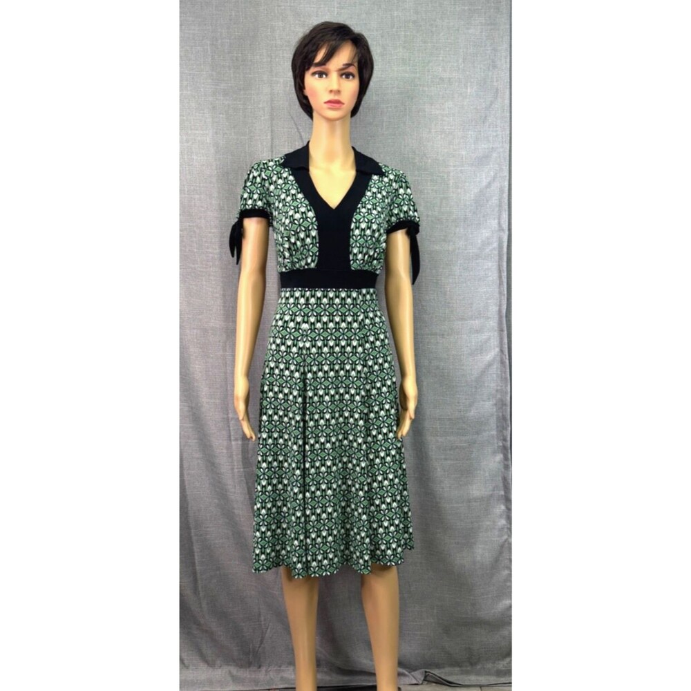 Lily Short Sleeve Geometric Print Dress Women's Size S Green Black Retro